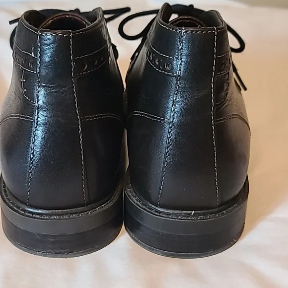 Dunham Chukka Boots, Brown Leather, Men's 9.5 4E - Picture 4 of 8